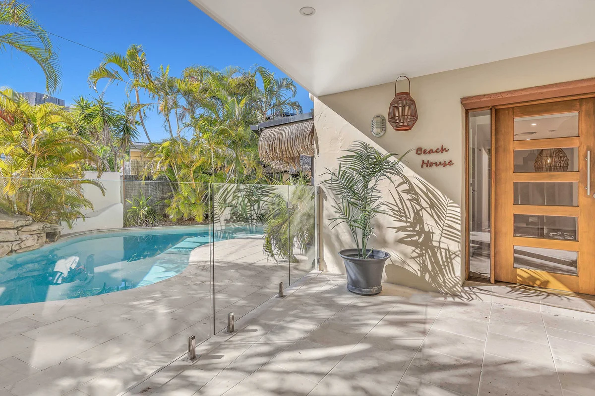 32 Diana Avenue, Burleigh Heads QLD 4220