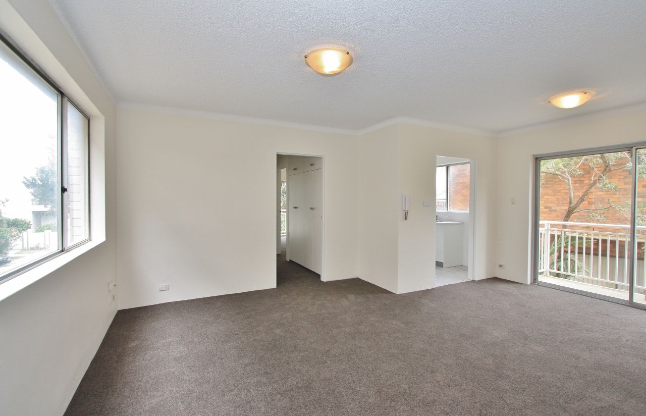 2 bedrooms Apartment / Unit / Flat in 3/27 Wallis Pde NORTH BONDI NSW, 2026