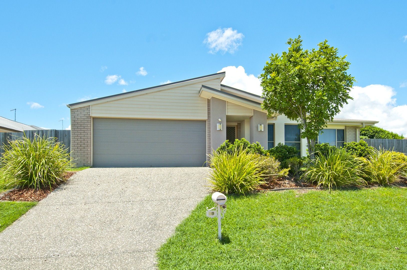 19 Phoebe Way, Gleneagle QLD 4285, Image 0