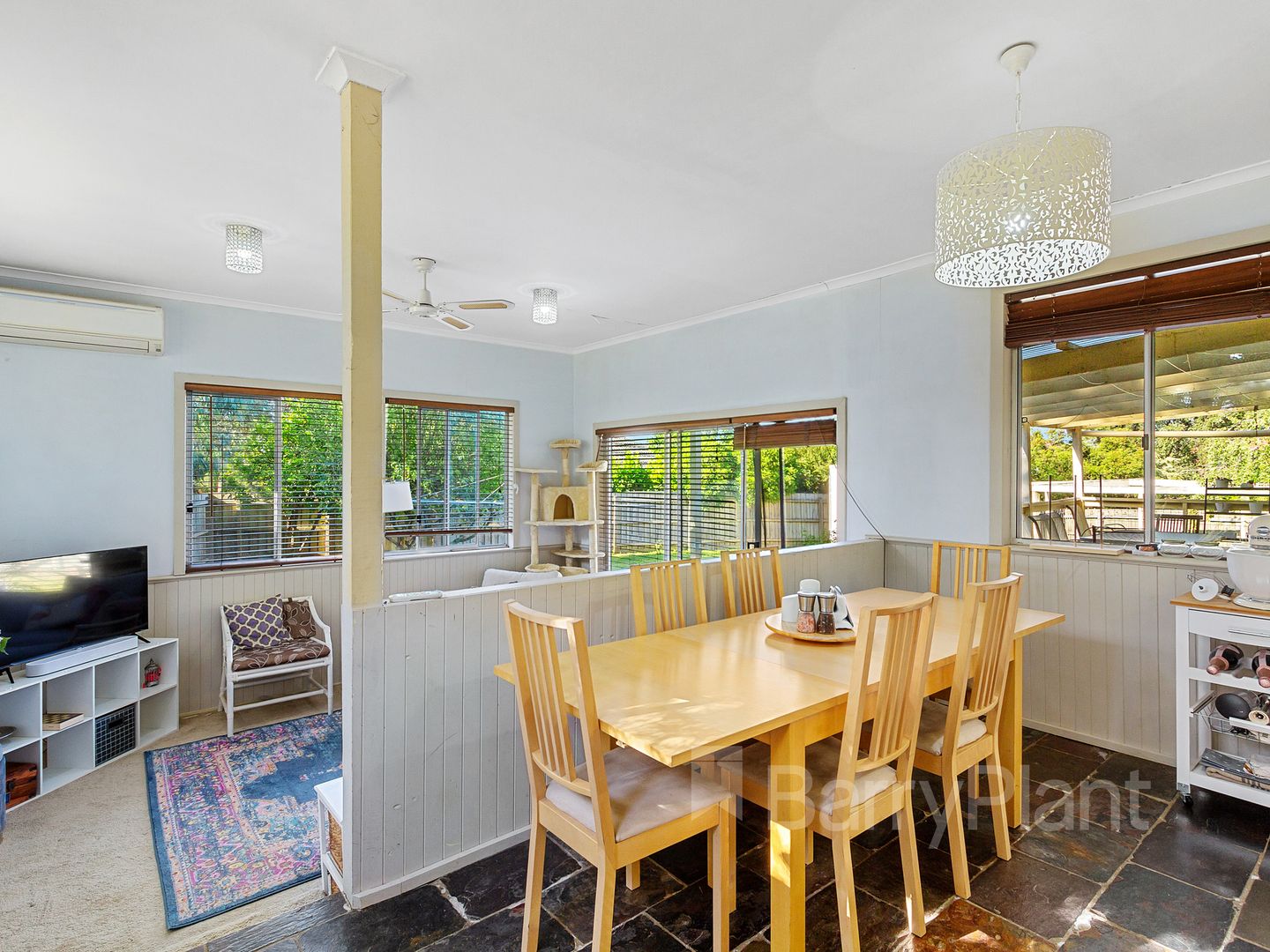 4 Lilac Street, Bayswater VIC 3153, Image 2