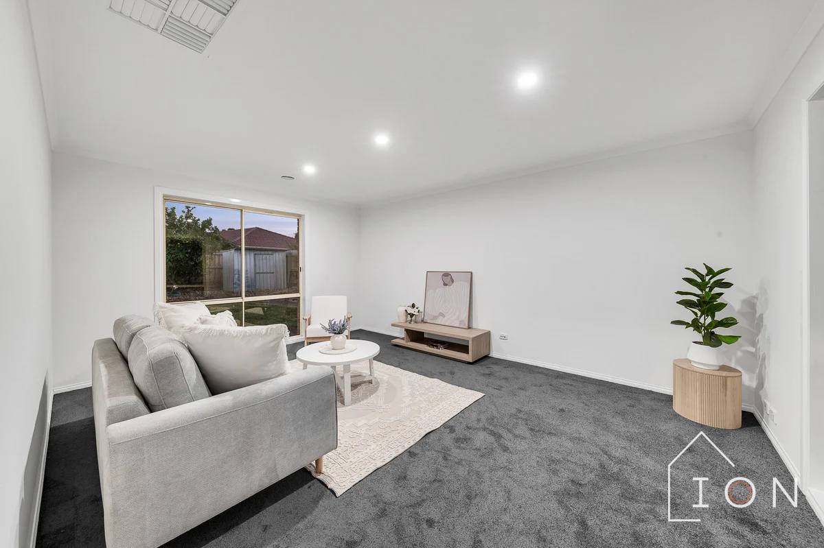 Additional image 4 of 2 Meredith Close, Narre Warren South VIC 3805