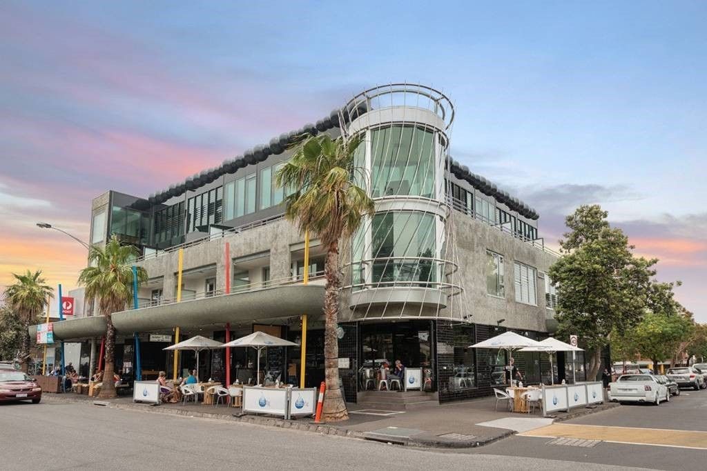 1 bedrooms Apartment / Unit / Flat in 105/2 Chaucer Street ST KILDA VIC, 3182