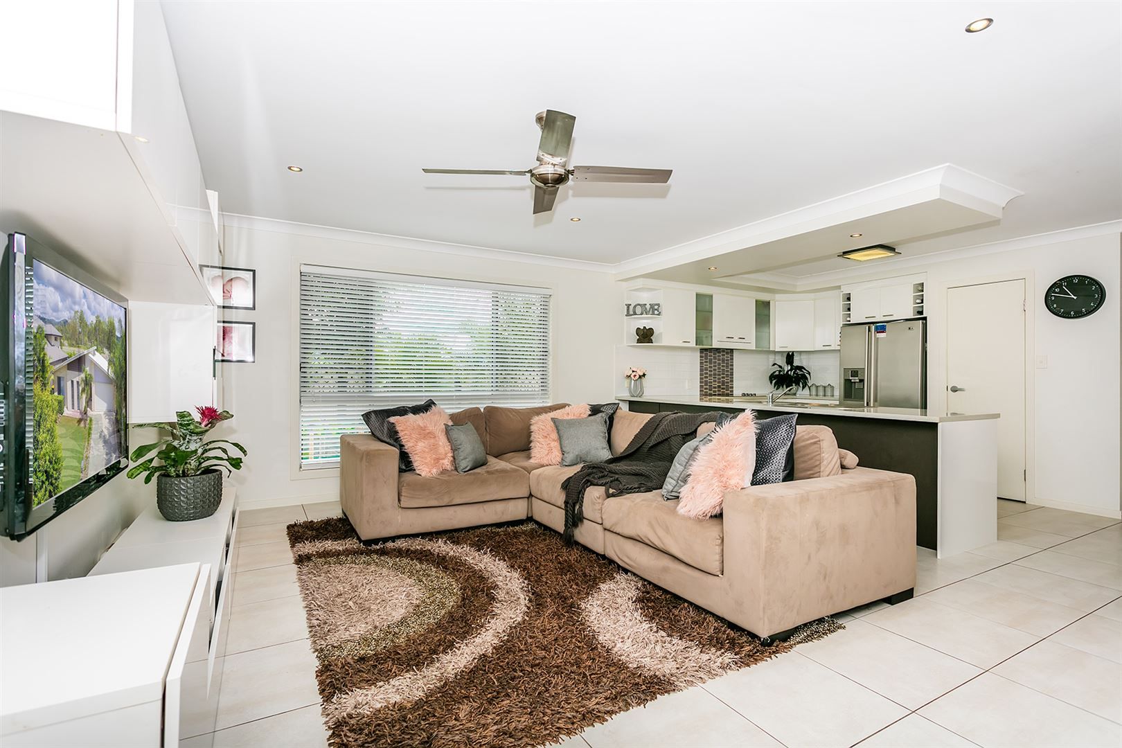 1 Hindsdale Court, Bannockburn QLD 4207, Image 2