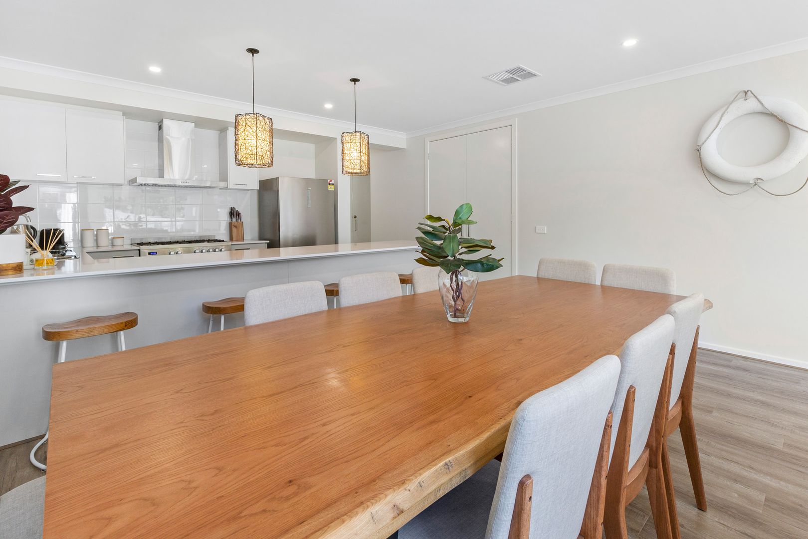 56 Sixth Avenue, Rosebud VIC 3939, Image 2