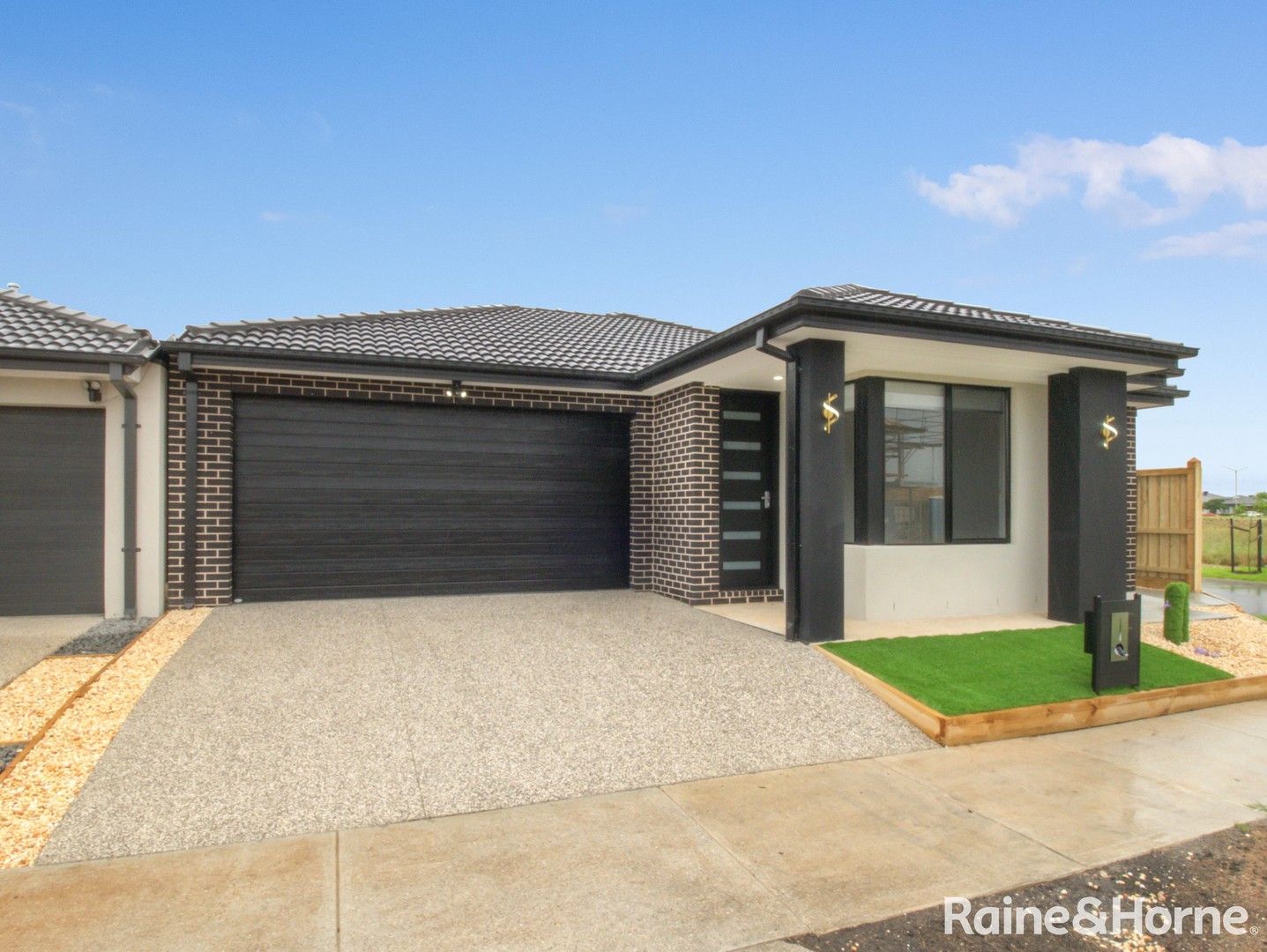 4 bedrooms House in 25 Nyman Circuit TARNEIT VIC, 3029