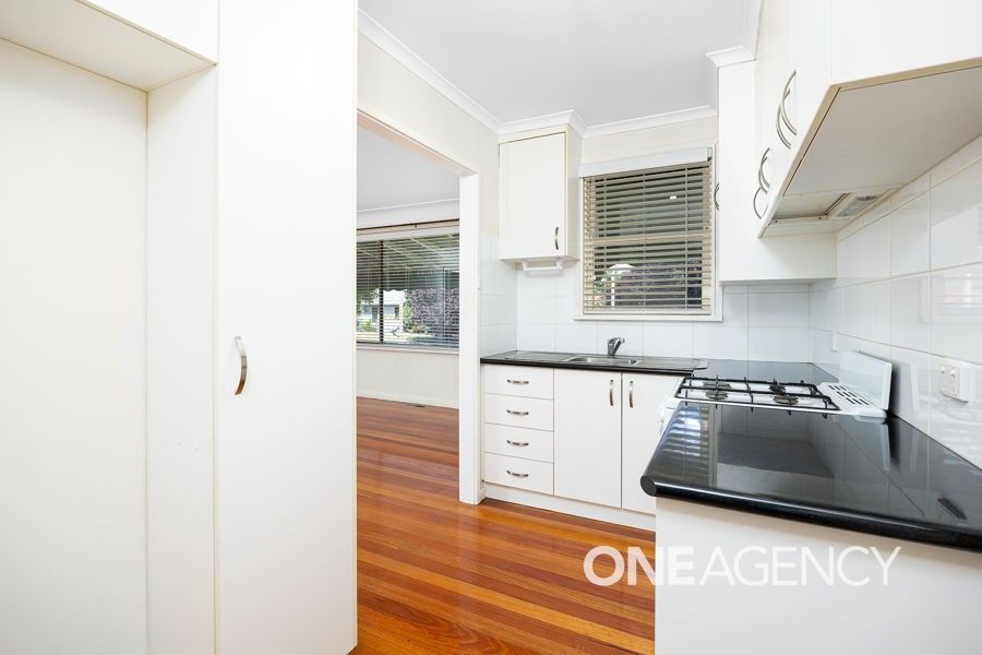 15 GOWRIE PARADE, Mount Austin NSW 2650, Image 2