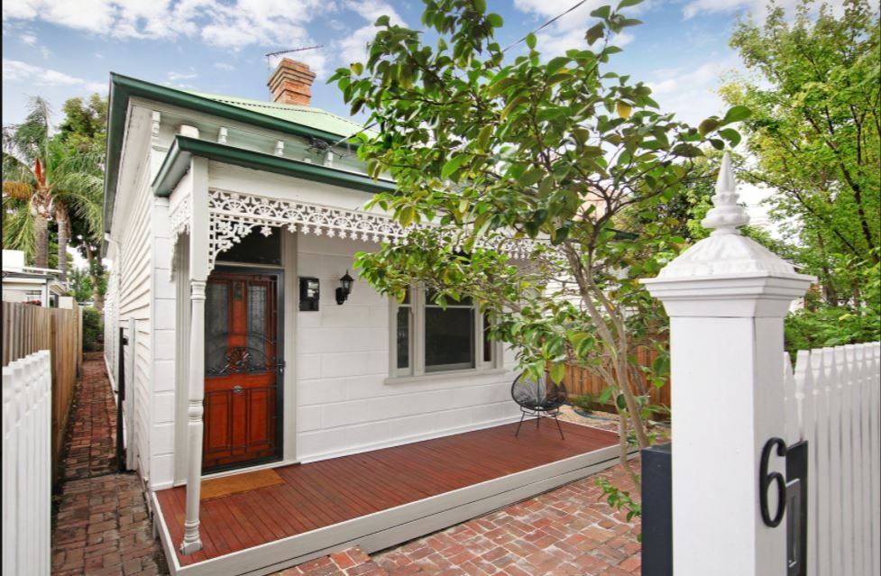 3 bedrooms House in 6 Irene Place PRAHRAN VIC, 3181