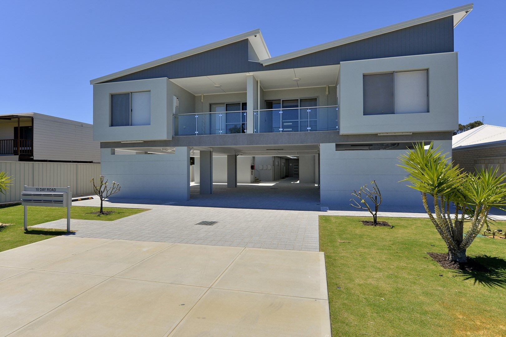 2 bedrooms Apartment / Unit / Flat in 7/10 Day Road MANDURAH WA, 6210