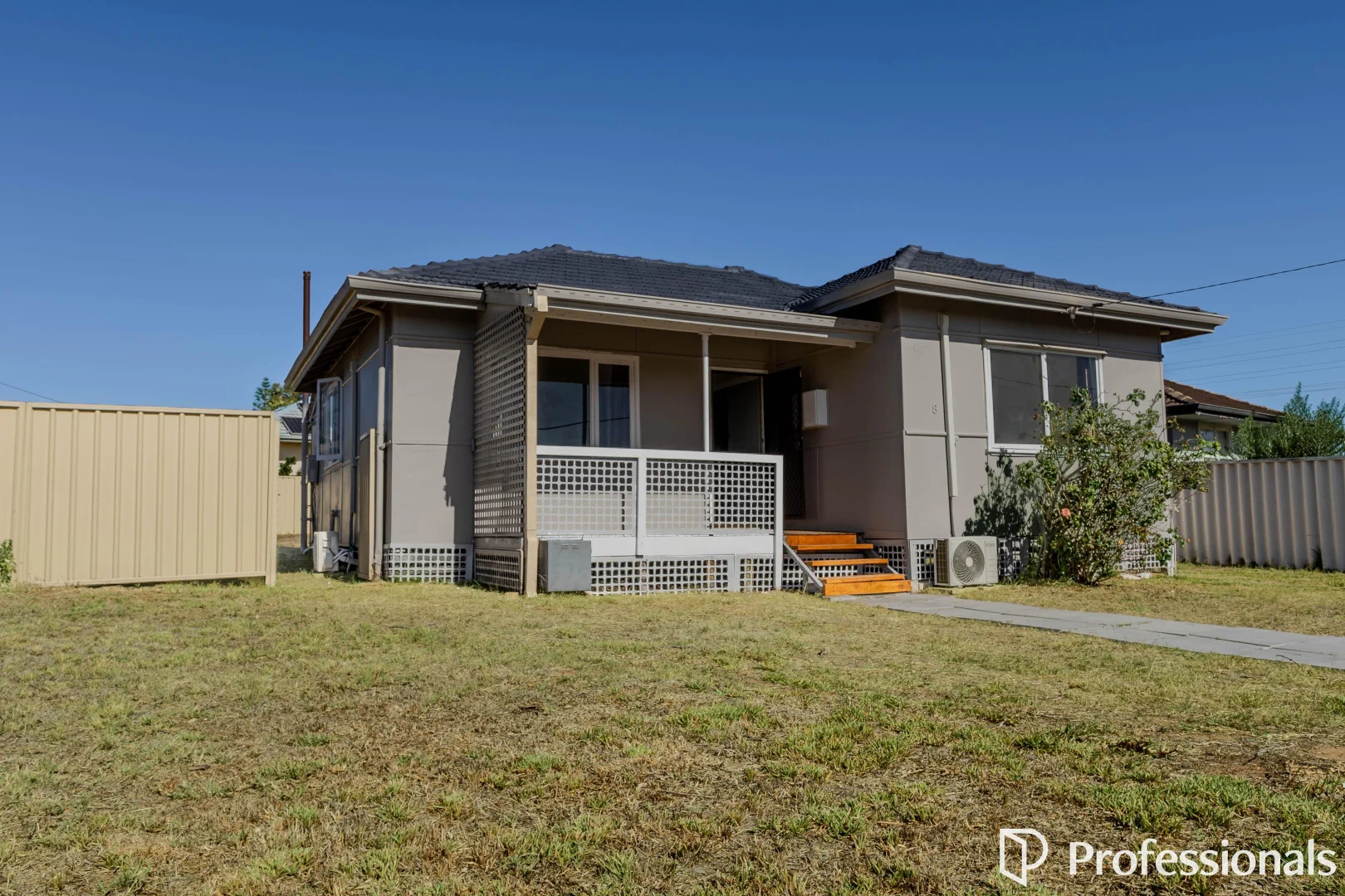 Additional image 2 of 8 Ulmus Street, Rangeway WA 6530