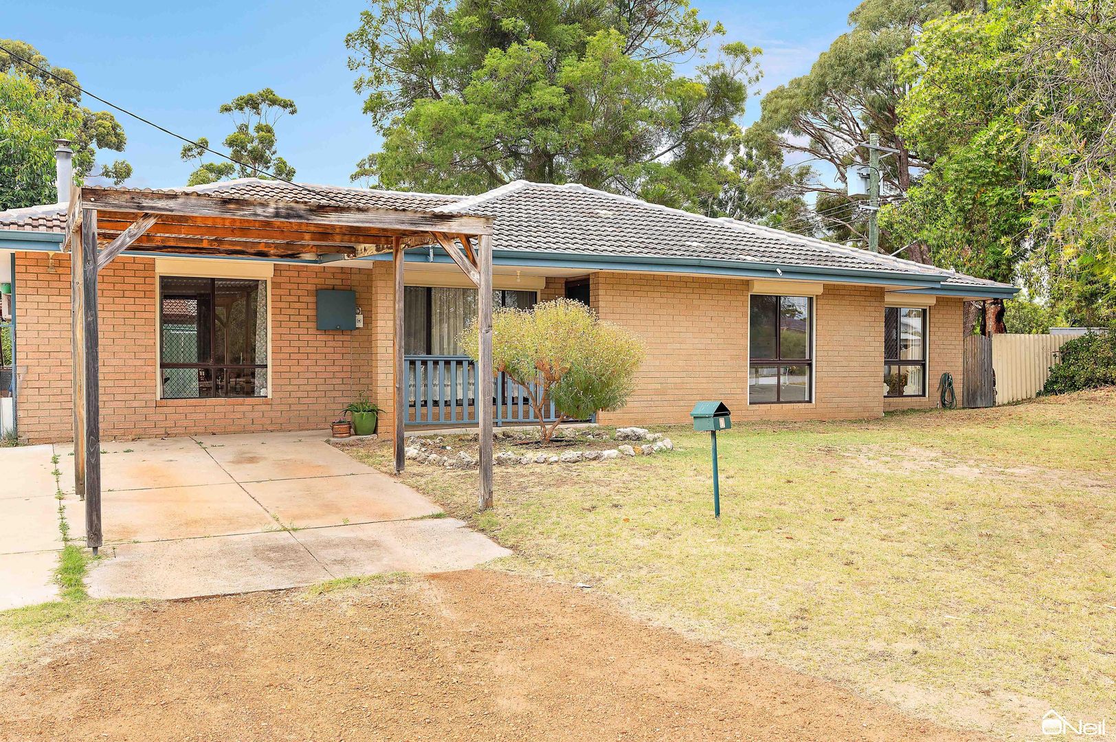 1 Curlew Court, Kelmscott WA 6111, Image 2