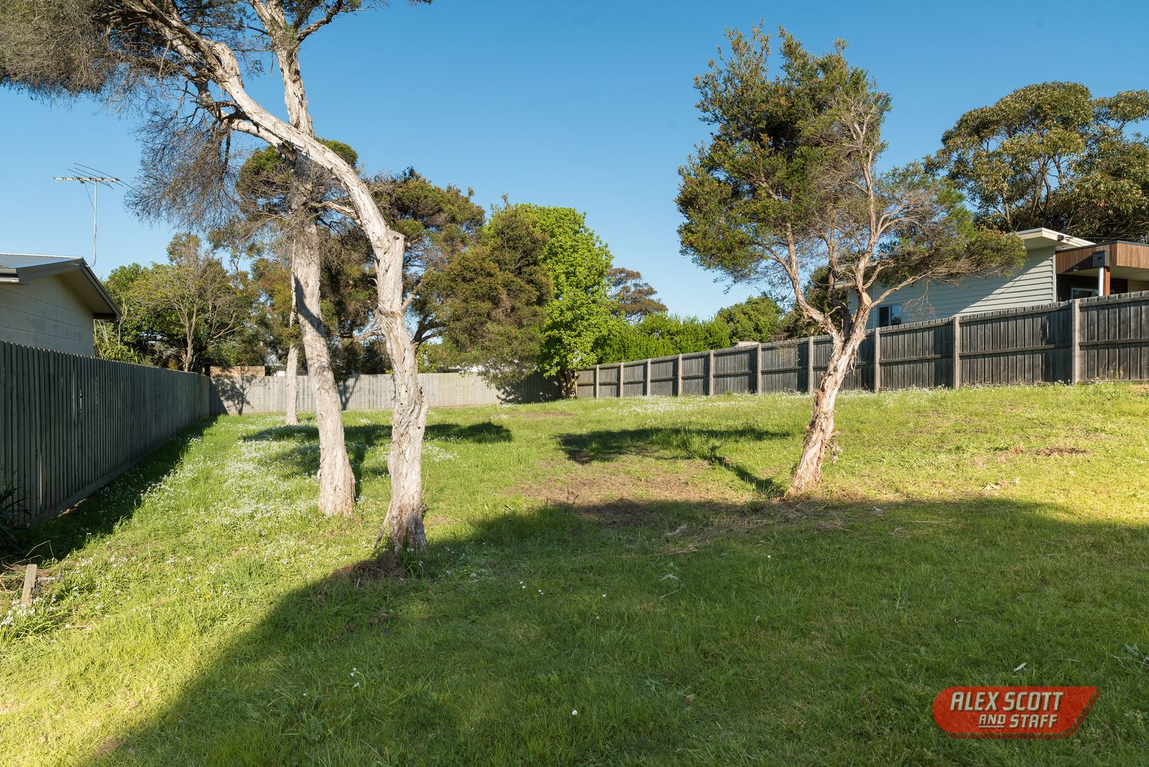 23 Raywood Avenue, Cowes VIC 3922, Image 2