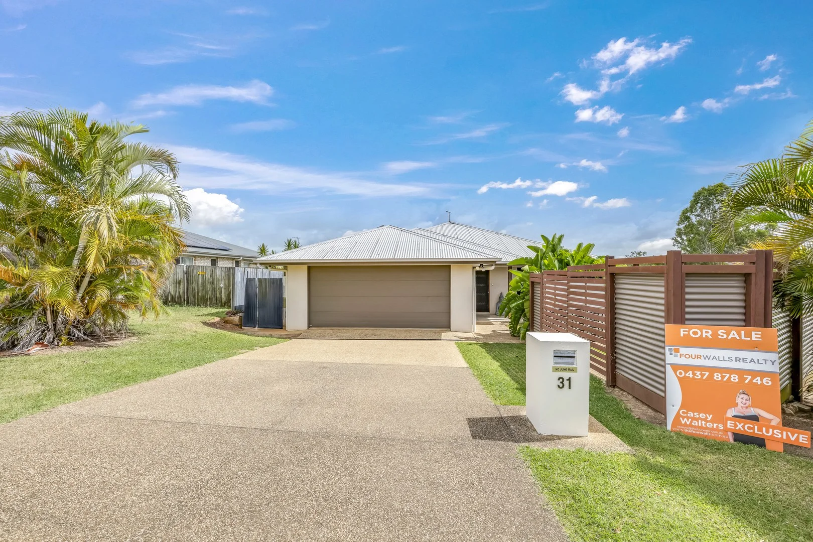 31 Neville Drive, Branyan QLD 4670