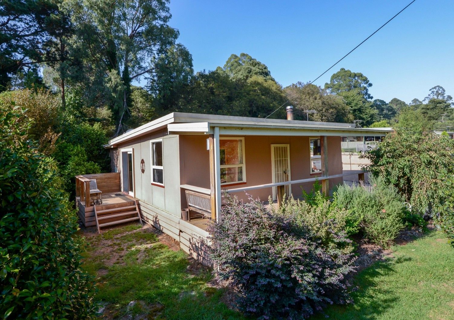 18 Rainbow Trout Avenue, East Warburton VIC 3799, Image 0