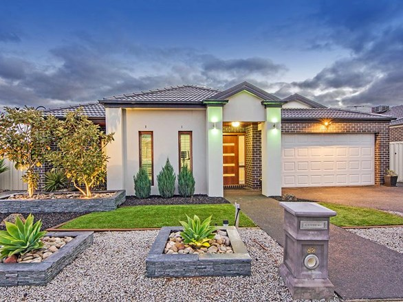 82 George Street, Taylors Hill VIC 3037