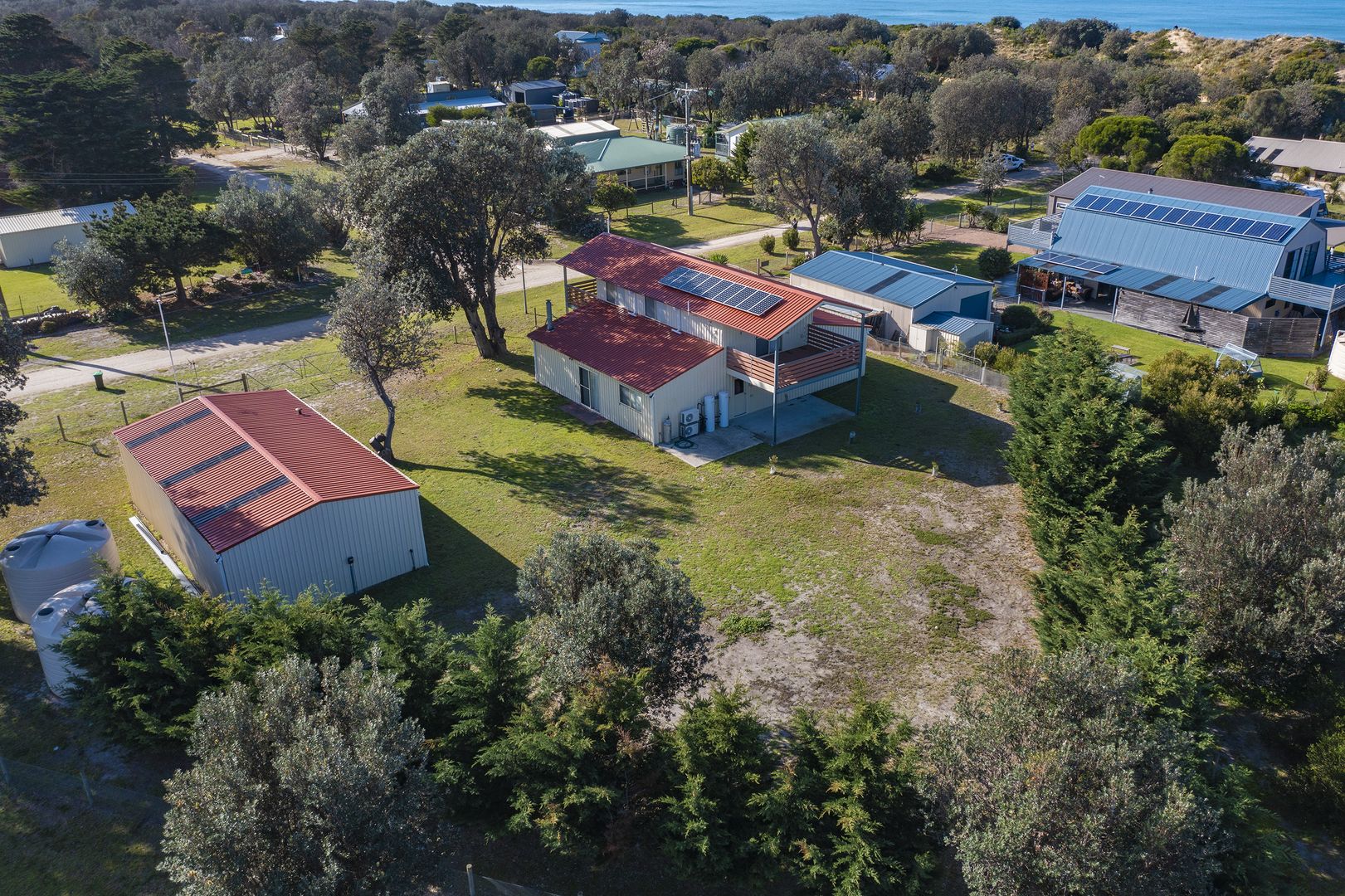 2-4 CROOKE Street, The Honeysuckles VIC 3851, Image 2