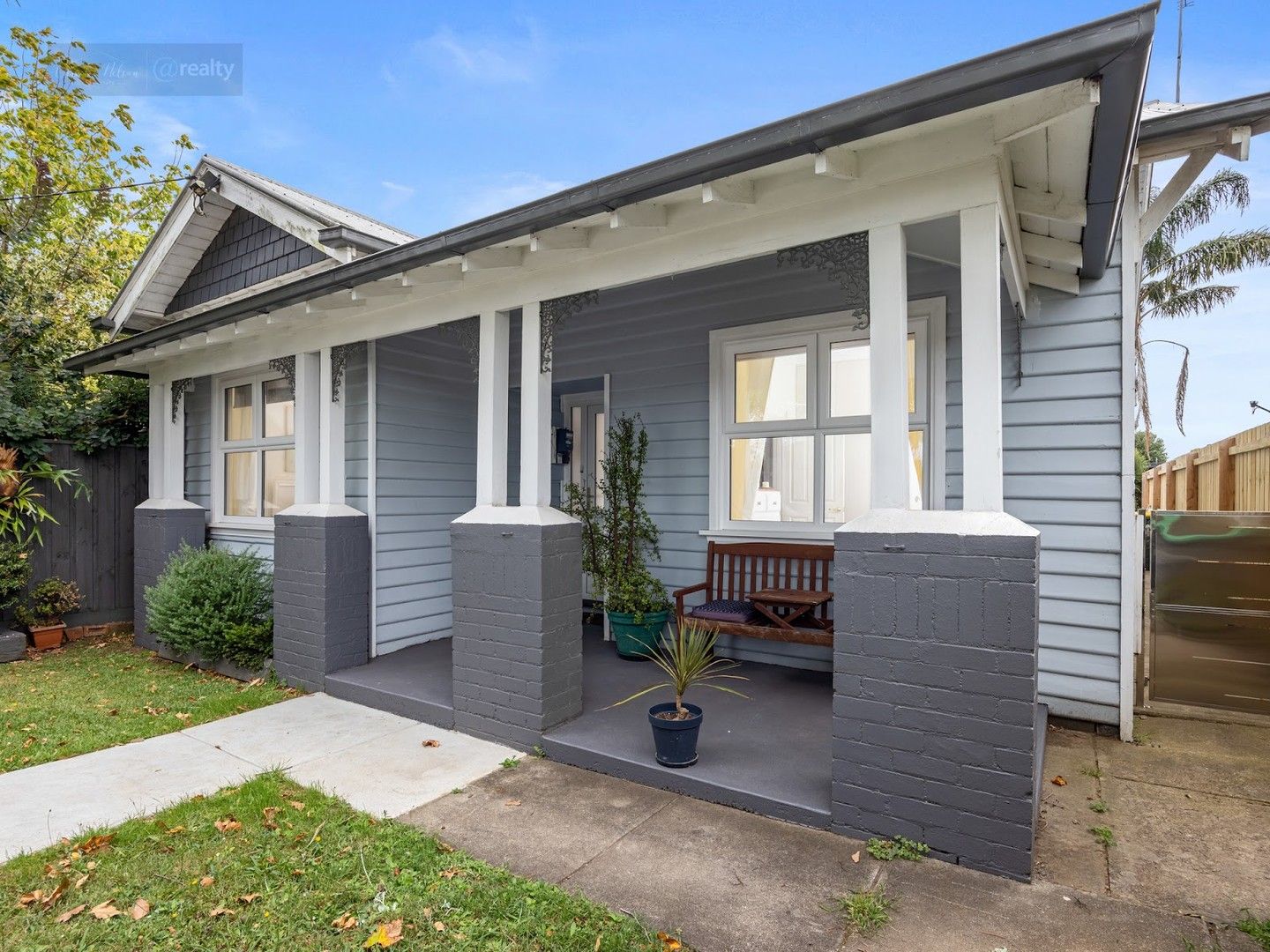 4 bedrooms House in 9 Long Street LEONGATHA VIC, 3953