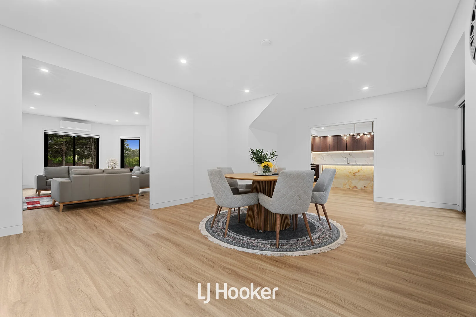 Additional image 9 of 51 - 52 Carolyn Close, Narre Warren North VIC 3804