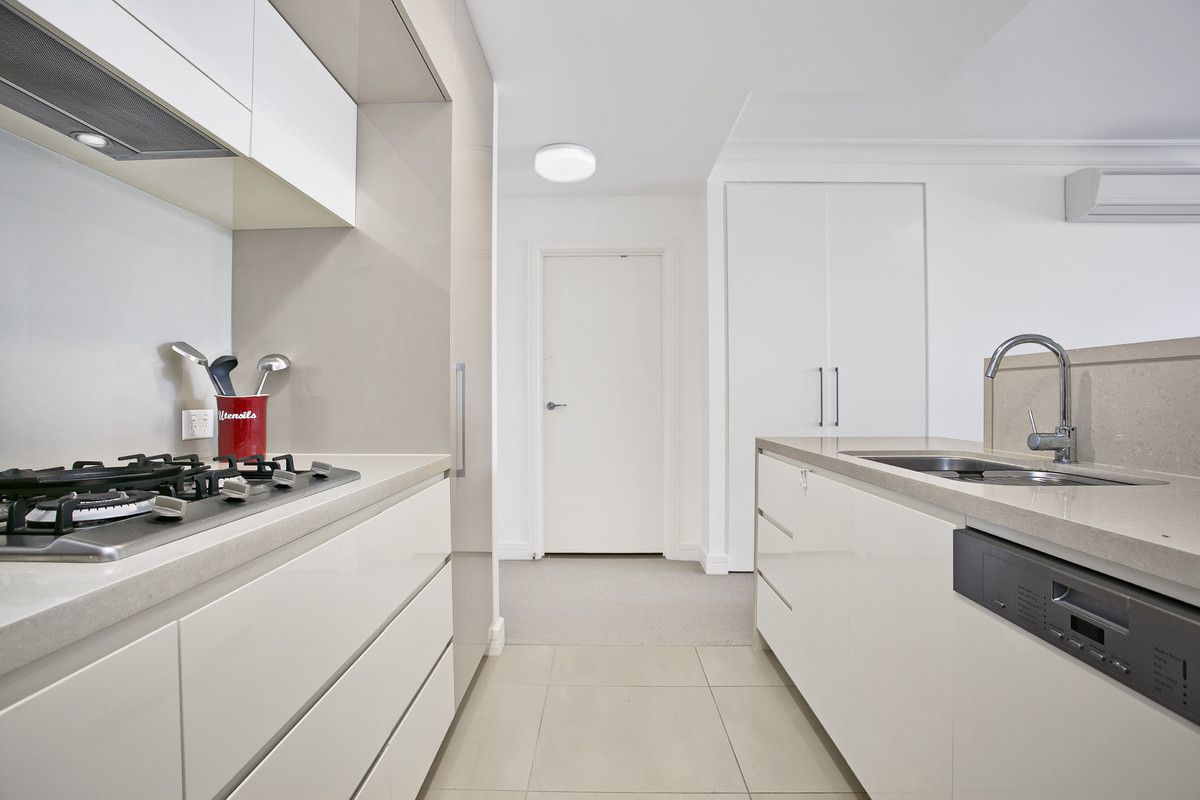 204/2-4 Peninsula Drive, Breakfast Point NSW 2137, Image 1