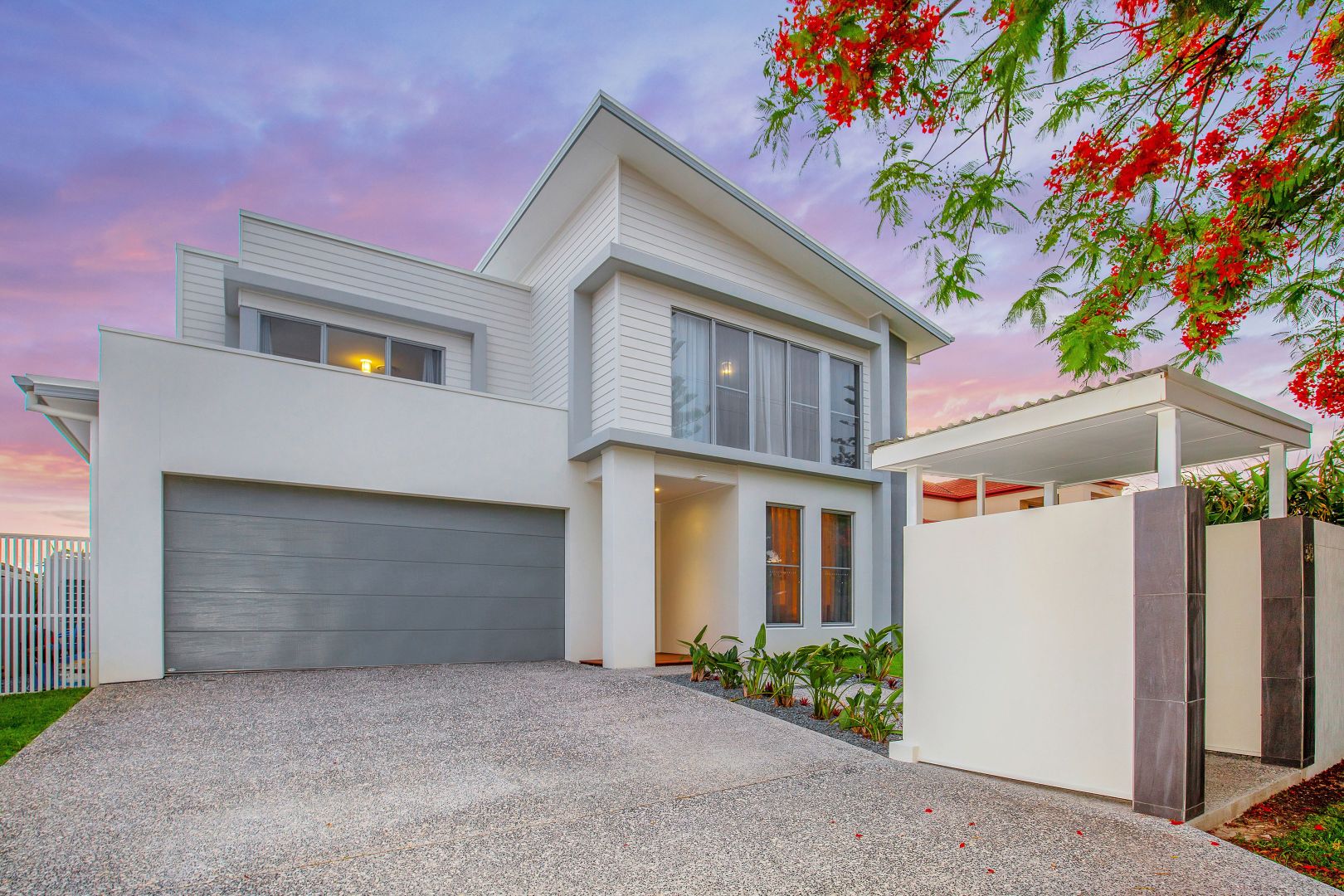 38 Salerno Street, Isle Of Capri QLD 4217, Image 2