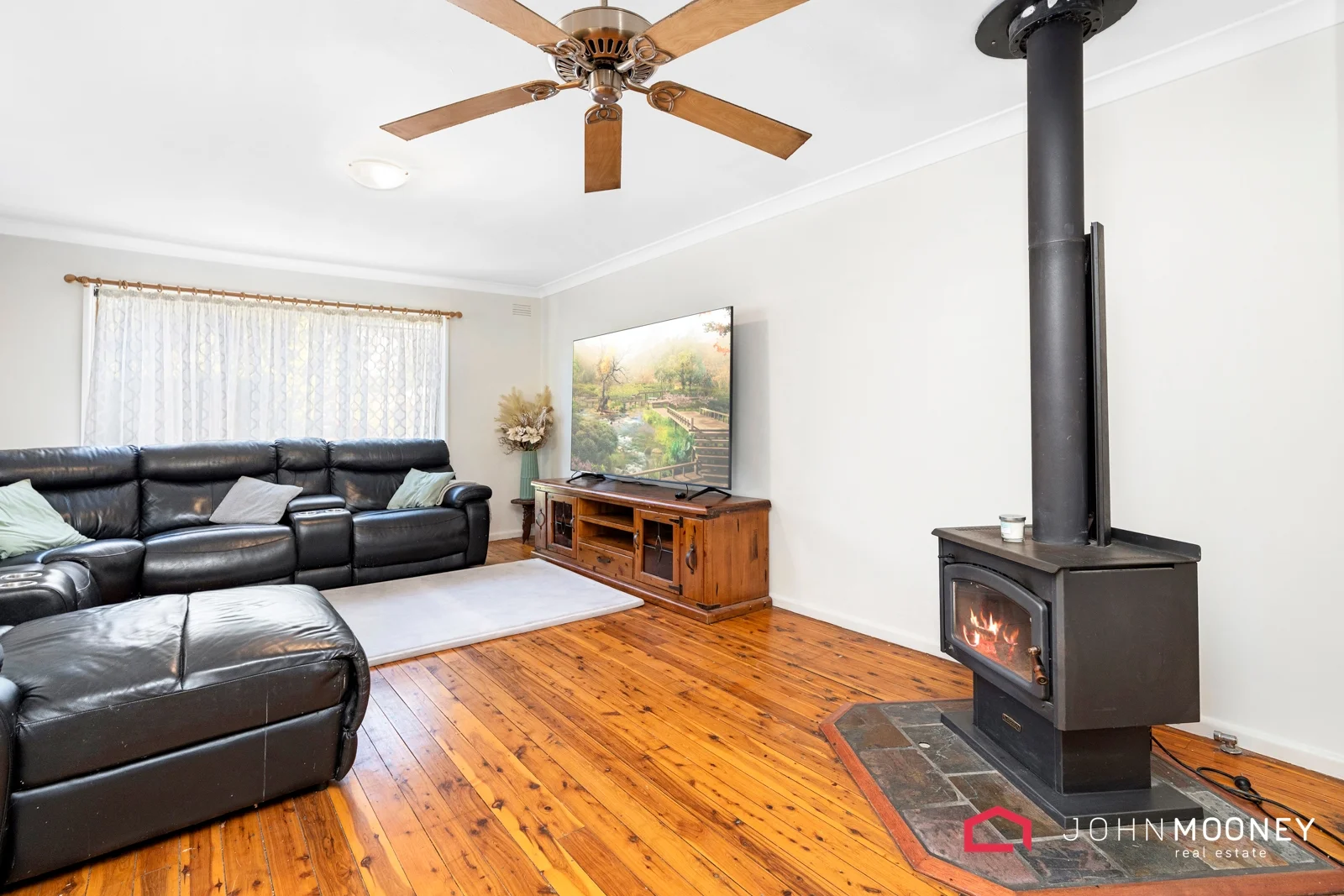 Additional image 5 of 82 Raye Street, Tolland NSW 2650