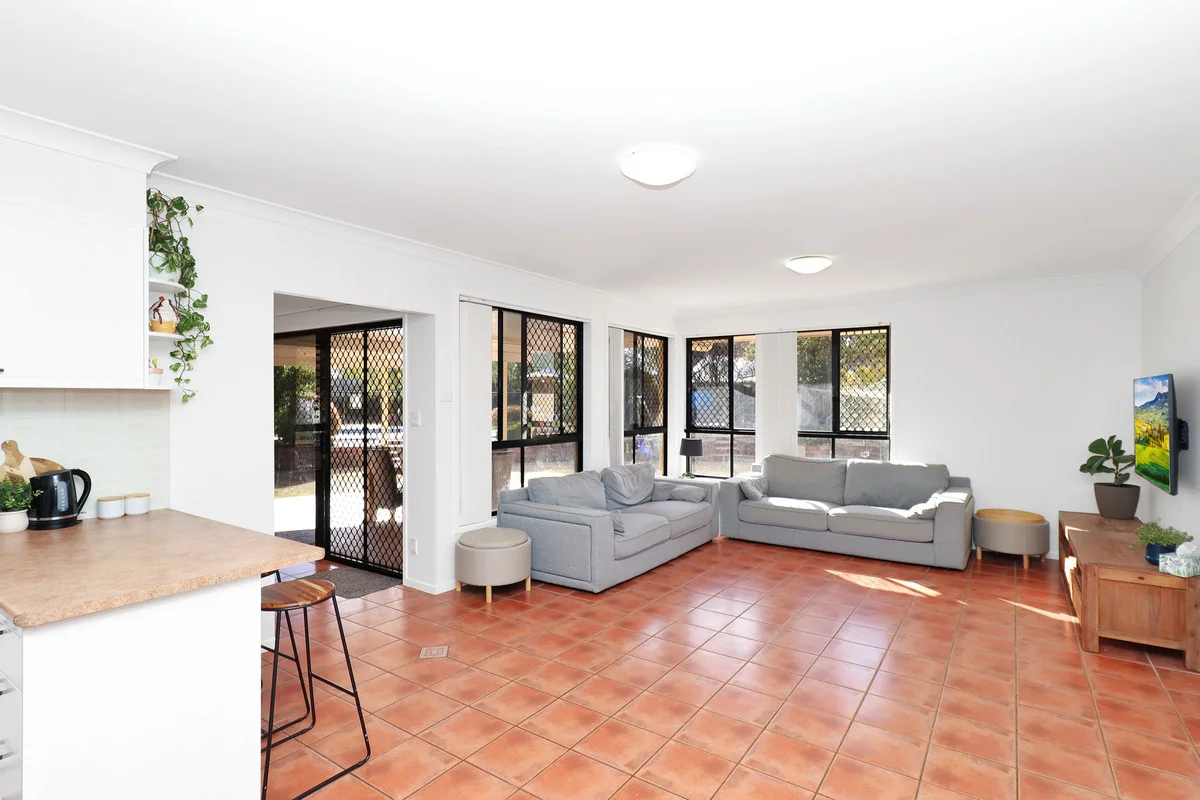 Additional image 12 of 24 Fairway Crescent, Stanthorpe QLD 4380