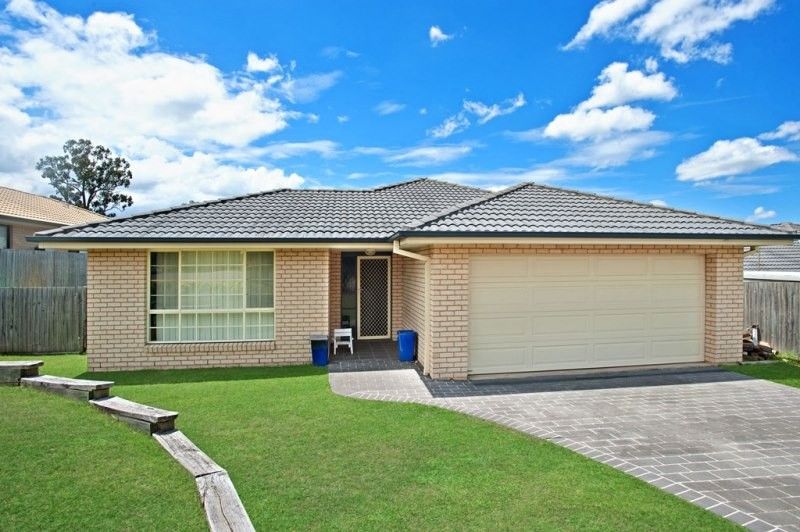 18 Hibiscus Cres, Aberglasslyn NSW 2320, Image 0