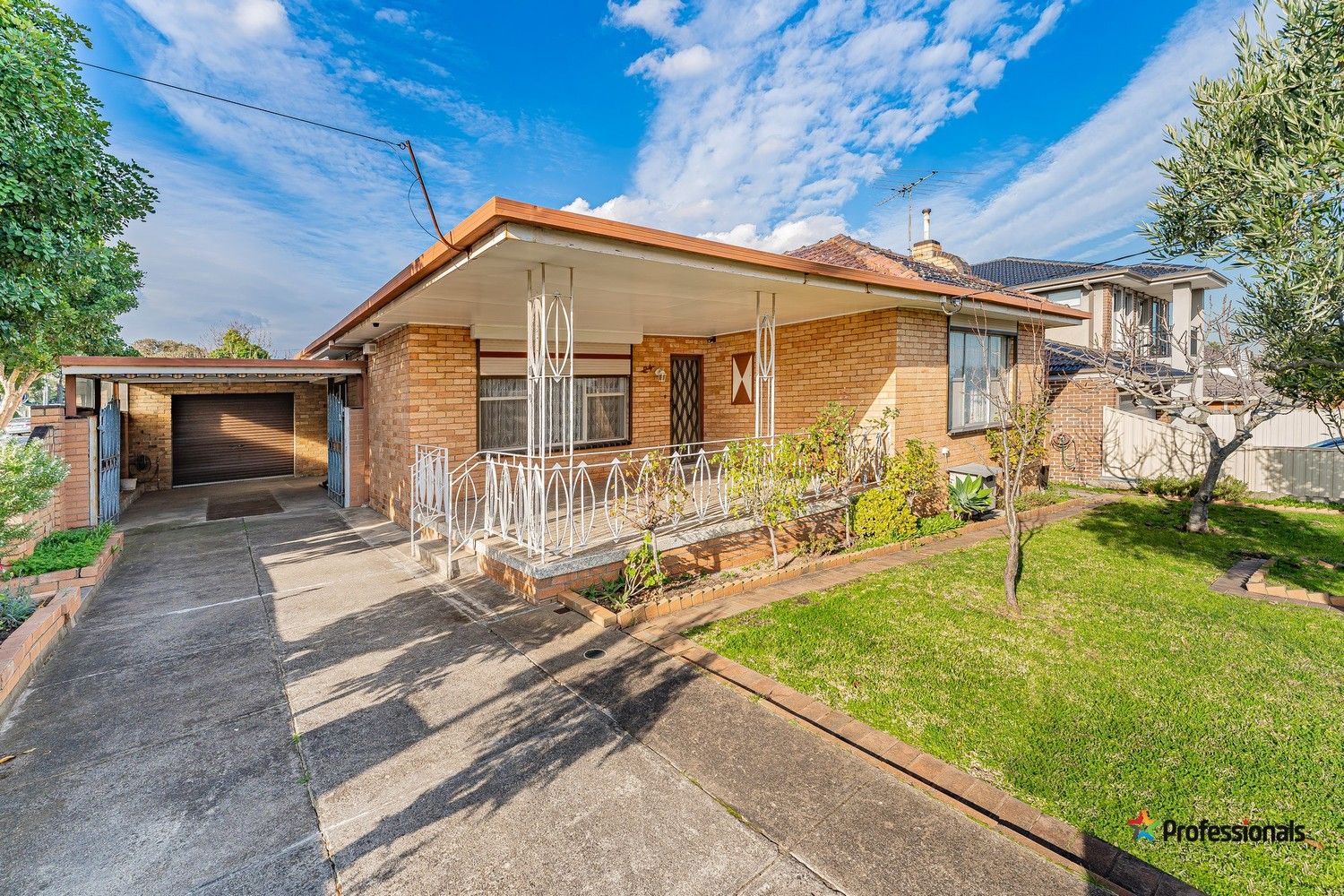 24 Nerissa Grove, Oak Park VIC 3046, Image 0