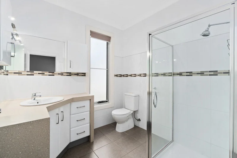 Additional image 11 of 96 Commercial Road, Morwell VIC 3840