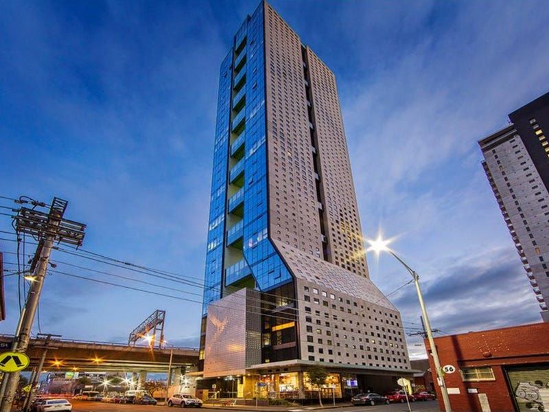 1 bedrooms Apartment / Unit / Flat in 2402/58 Clarke Street SOUTHBANK VIC, 3006