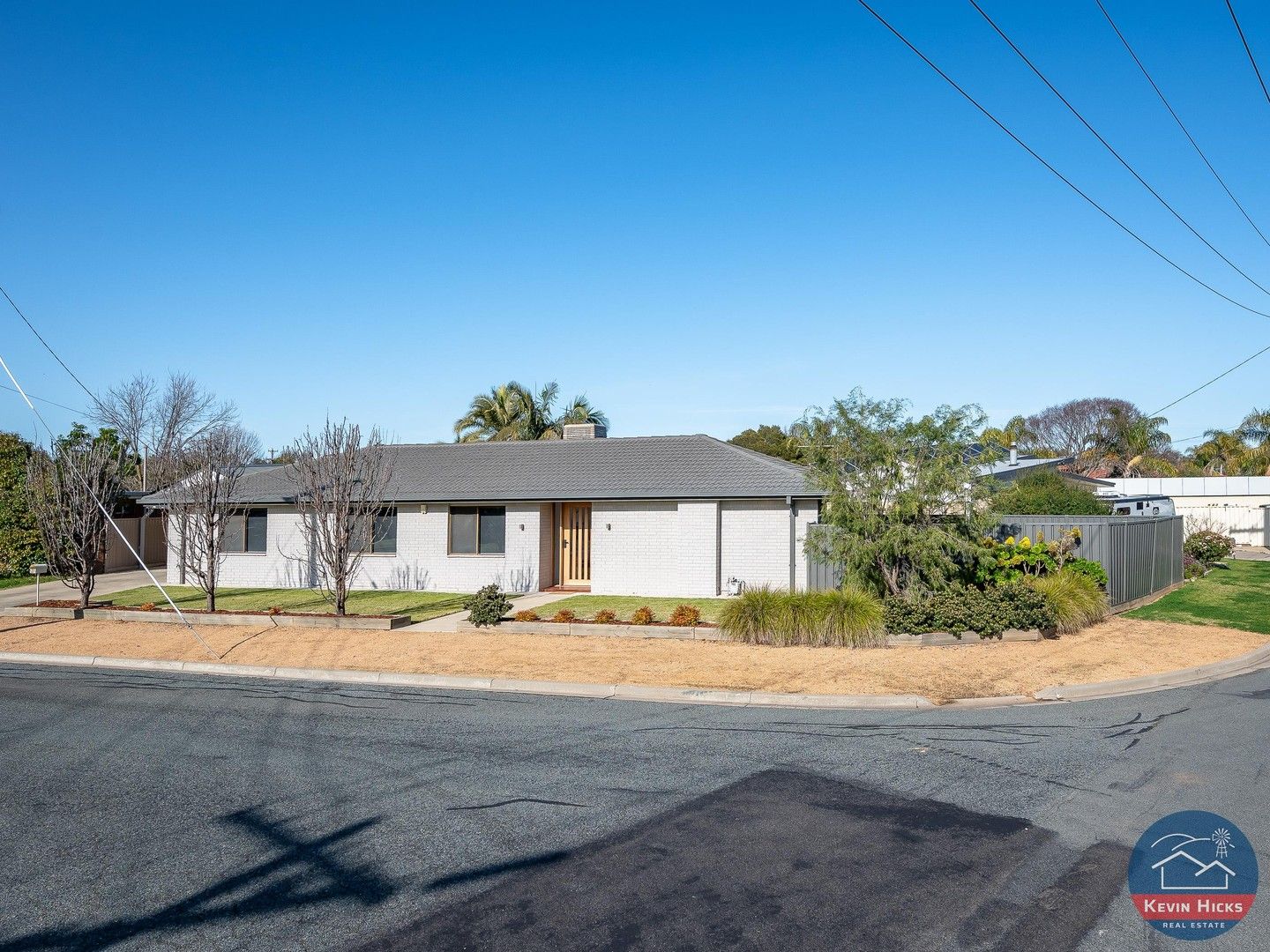 4 bedrooms House in 27 Beckham Street SHEPPARTON VIC, 3630