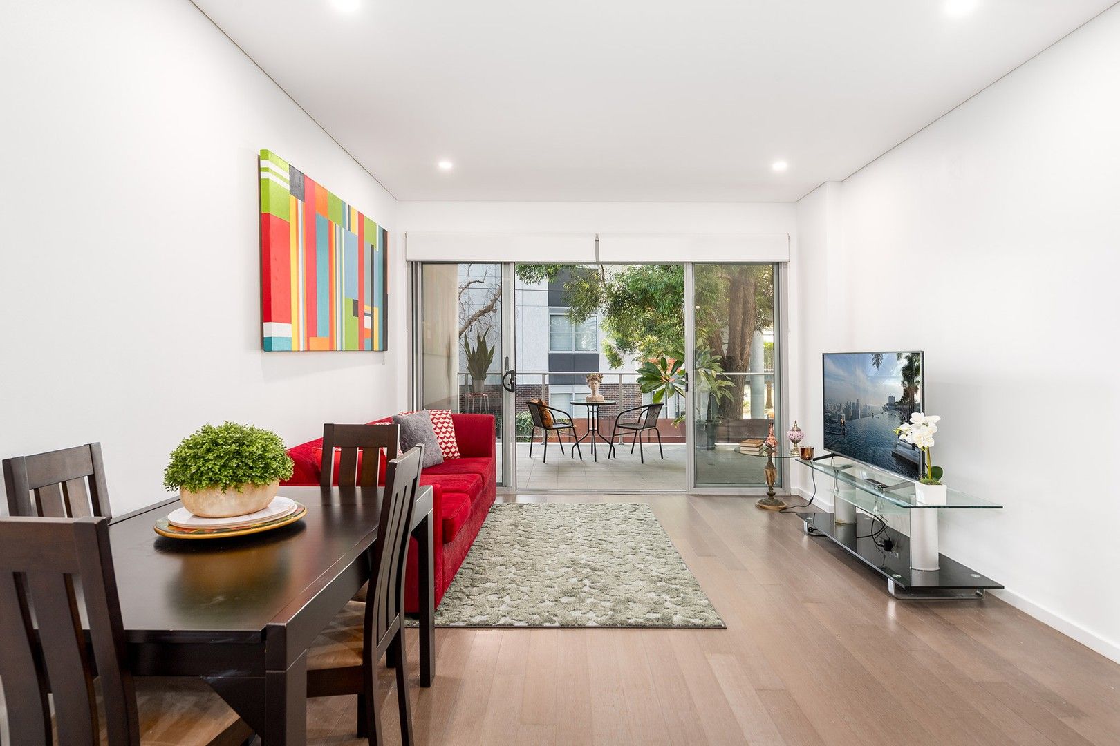 1 bedrooms Apartment / Unit / Flat in 204/141-143 McEvoy Street ALEXANDRIA NSW, 2015