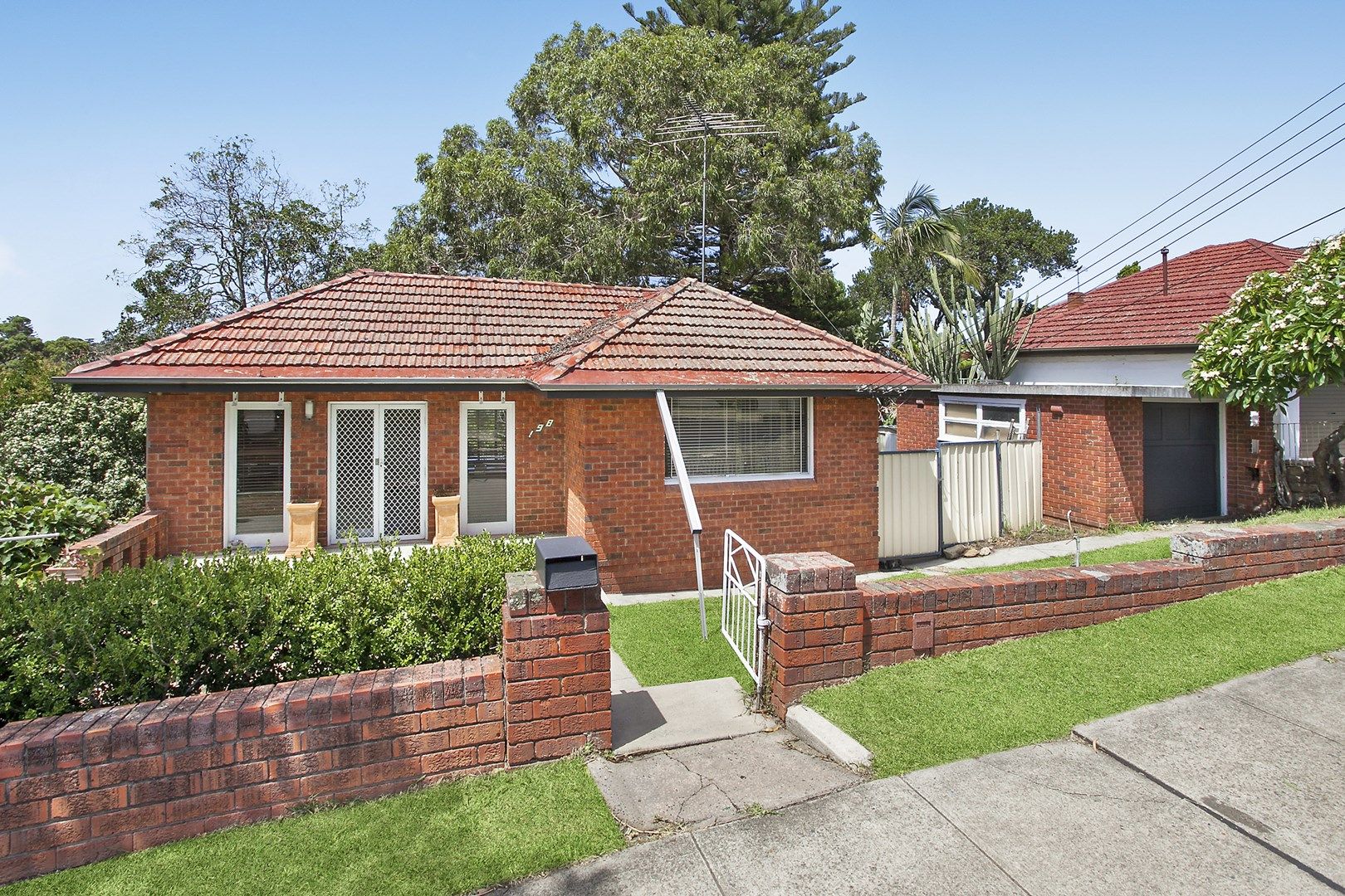 198 Connells Point Road, Connells Point NSW 2221, Image 0