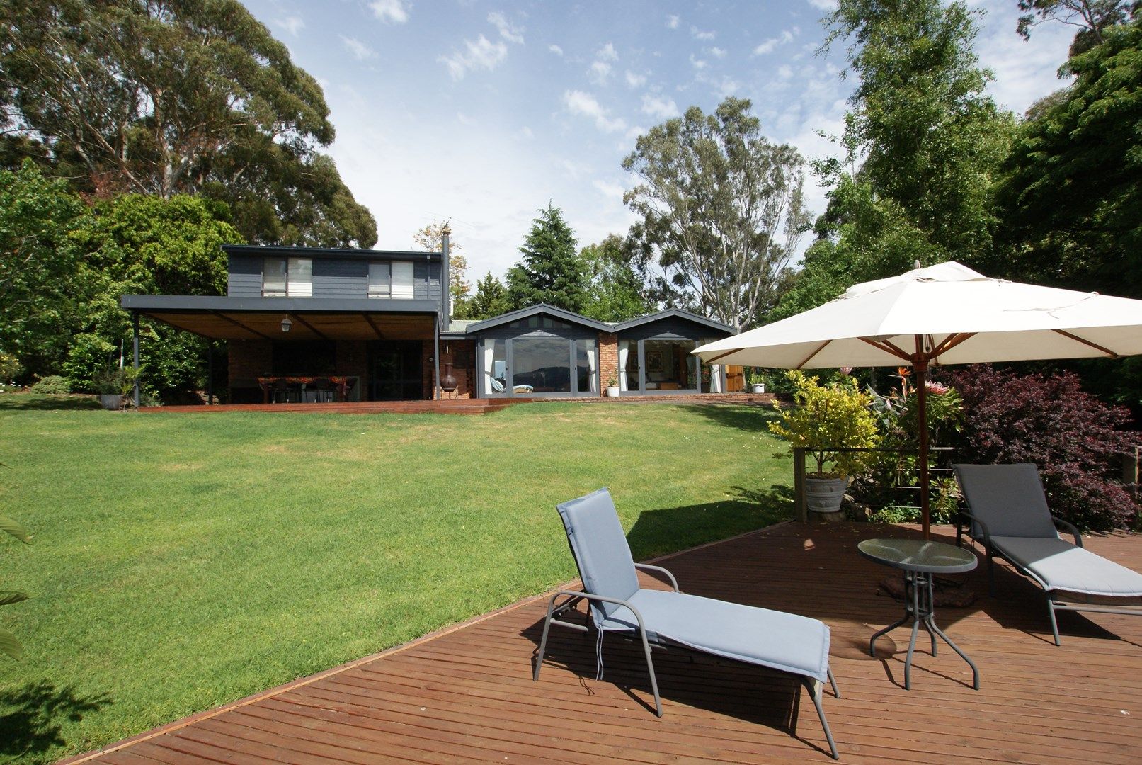 631 Victoria Road, SEVILLE VIC 3139, Image 0