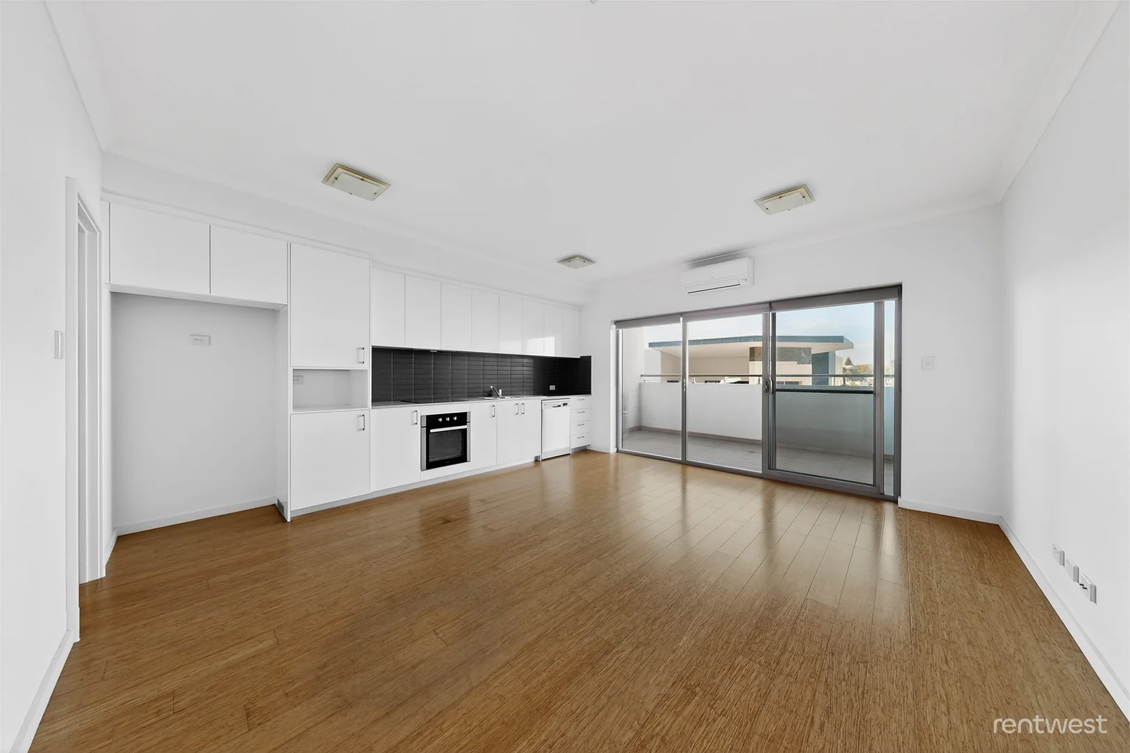 Additional image 5 of 4/33 Newcastle St, Perth WA 6000