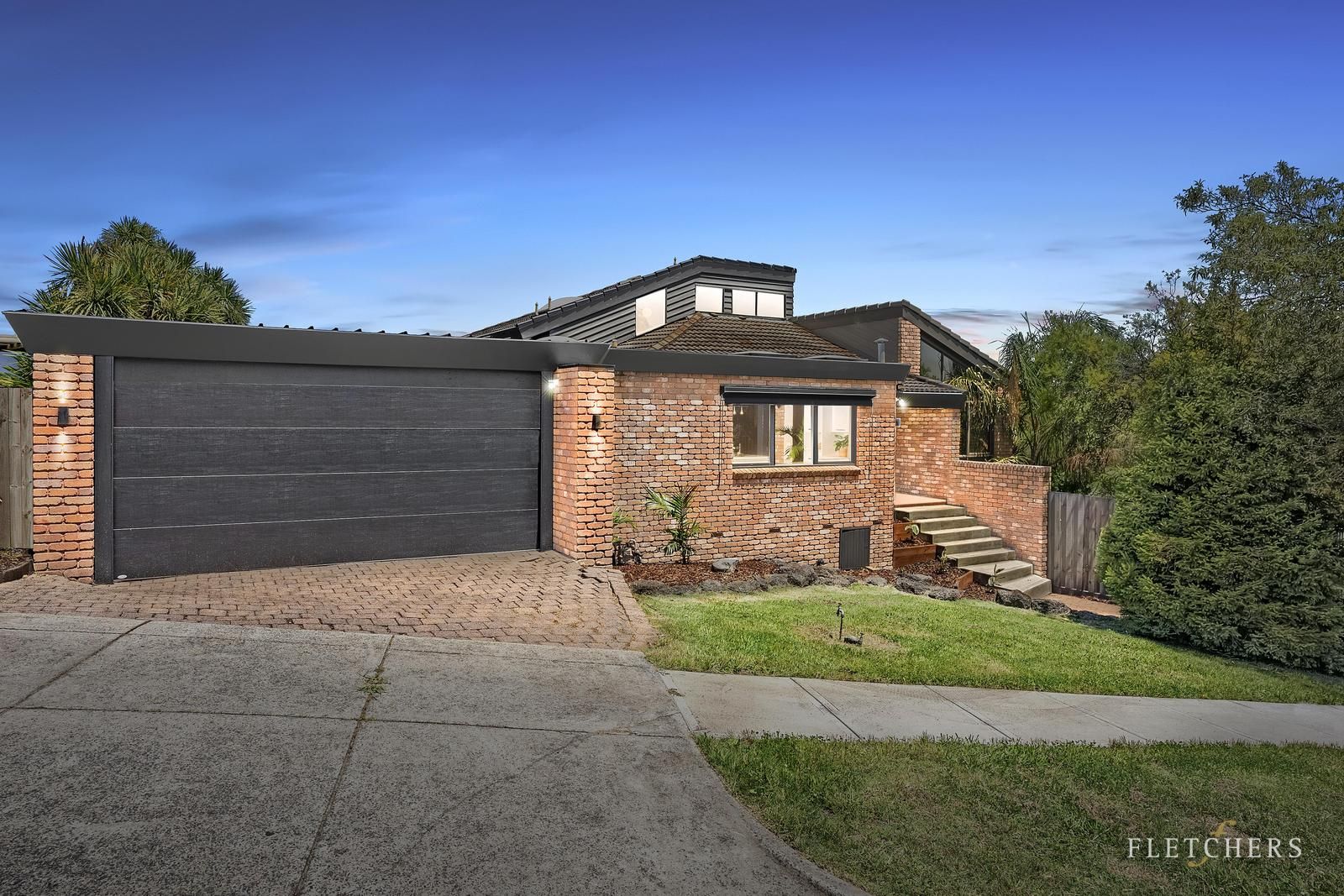 11 Chinook Crescent, Mooroolbark VIC 3138, Image 1