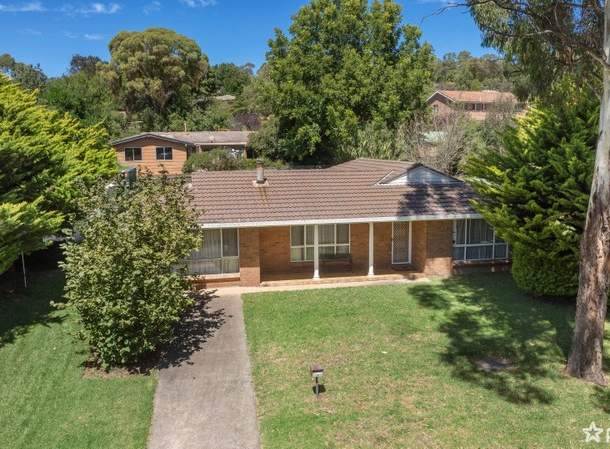 4 Moyes Street, Armidale NSW 2350