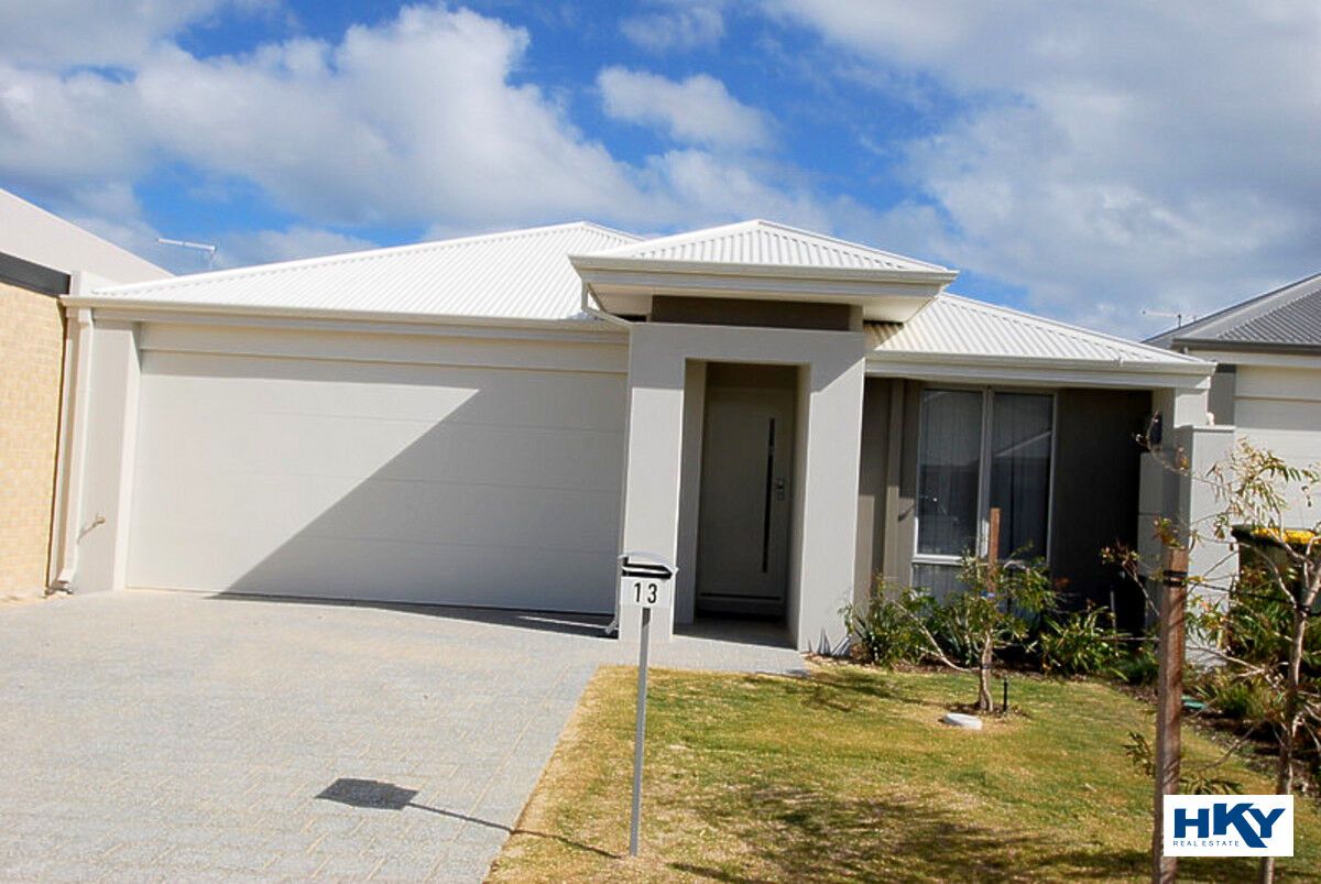 3 bedrooms House in 13 Schauss Road EGLINTON WA, 6034