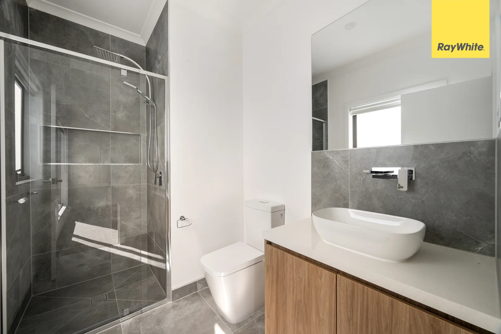 Additional image 12 of 112 Hanover Circuit, Melton South VIC 3338