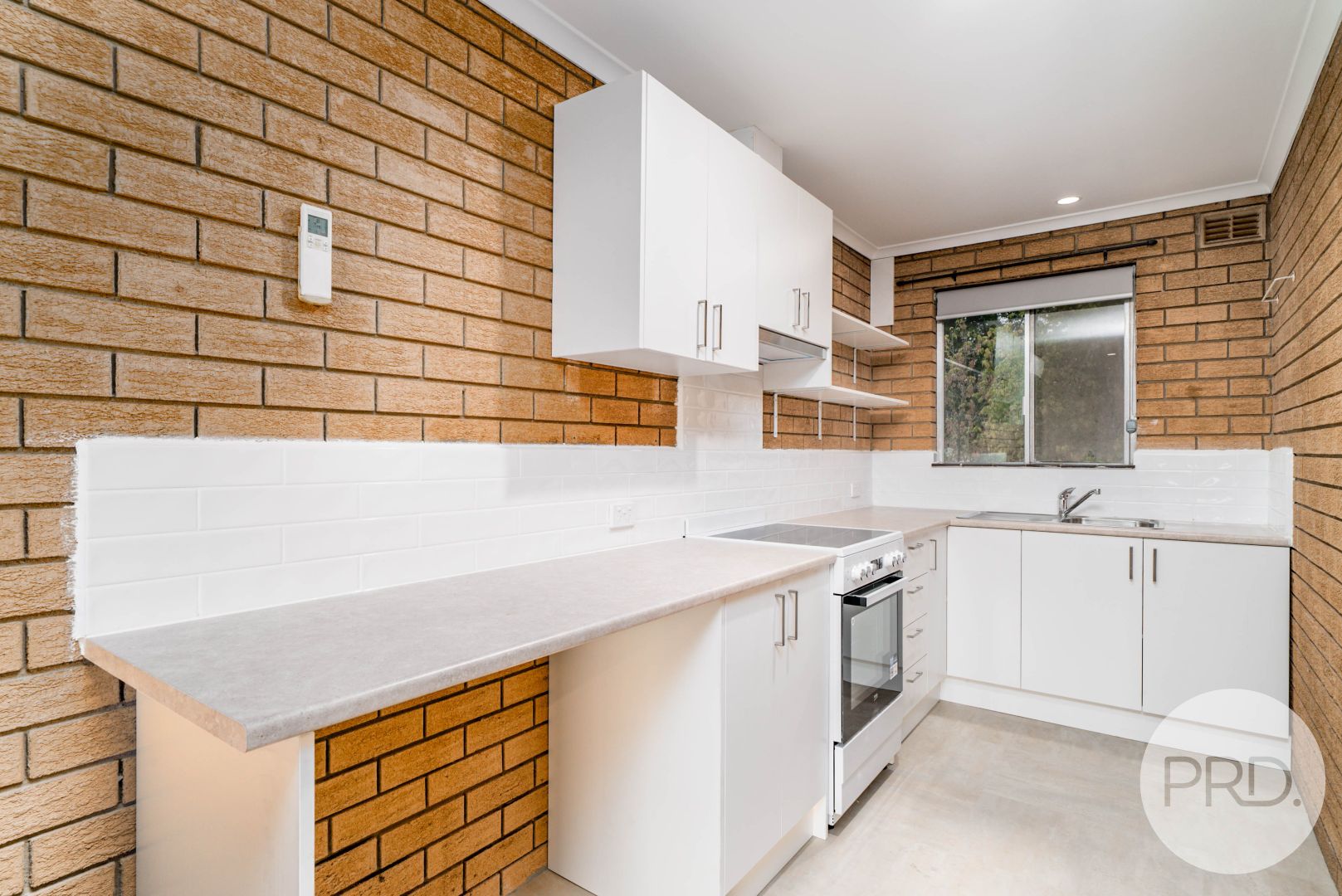 4/21 Nordlingen Drive, Tolland NSW 2650, Image 2