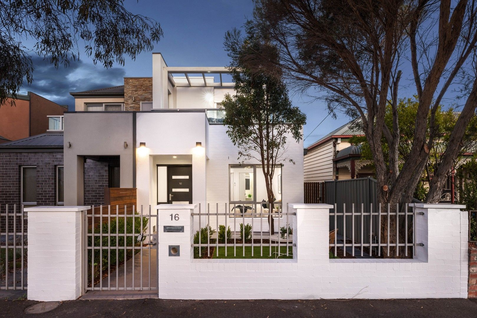 4 bedrooms House in 16 Eveline Street BRUNSWICK VIC, 3056