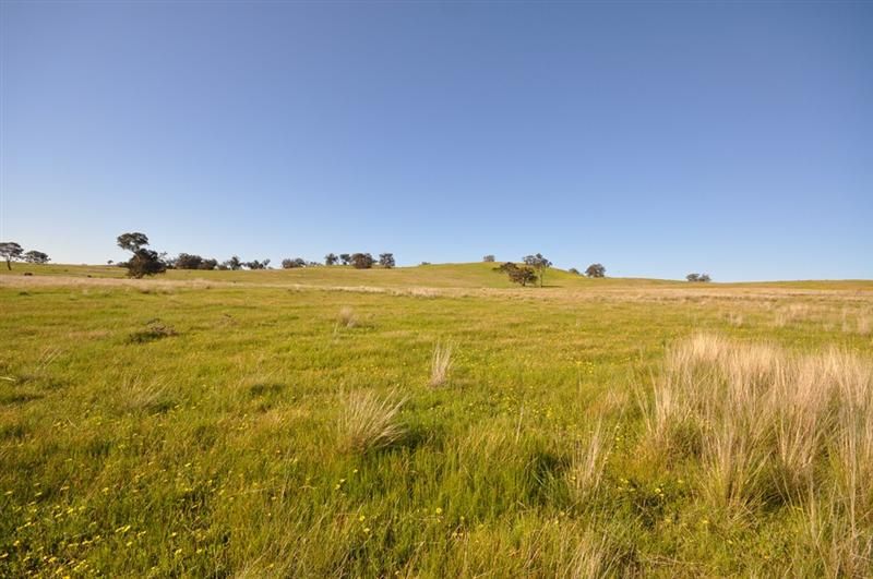 CA 29 and 29A Three Chain Road, NATTE YALLOCK VIC 3465, Image 1