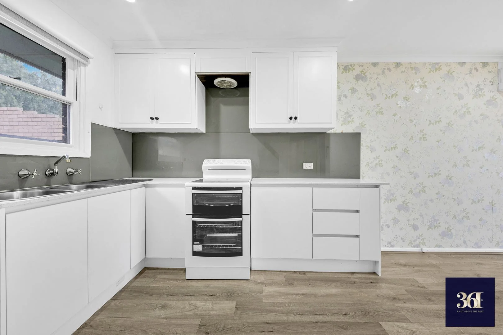 Additional image 8 of 2/2 Railway Avenue, Werribee VIC 3030