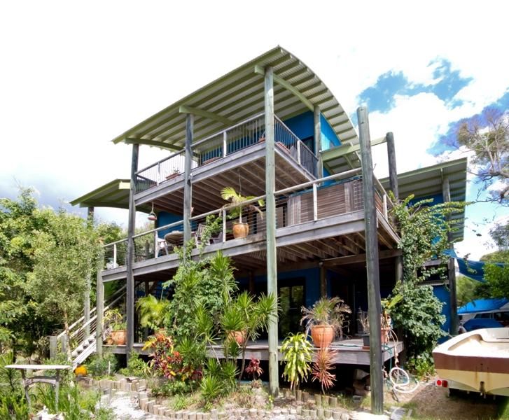 25 Naiad Court, Rainbow Beach Property History & Address Research