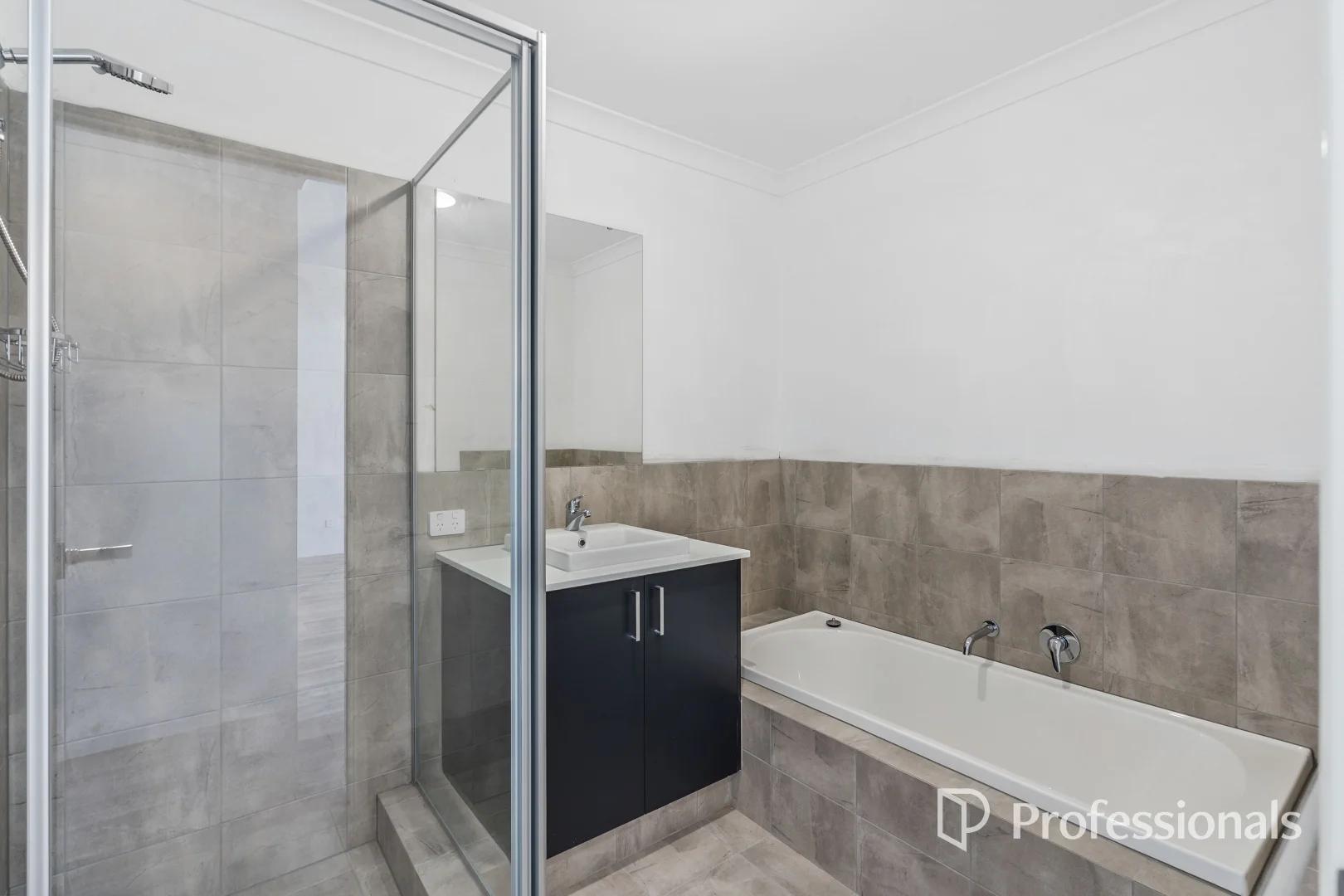 Additional image 11 of 138 Woollcott Avenue, Brabham WA 6055