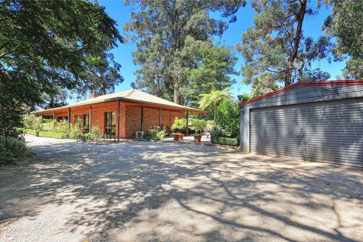 54 Beaconsfield Emerald Road, Emerald VIC 3782, Image 0