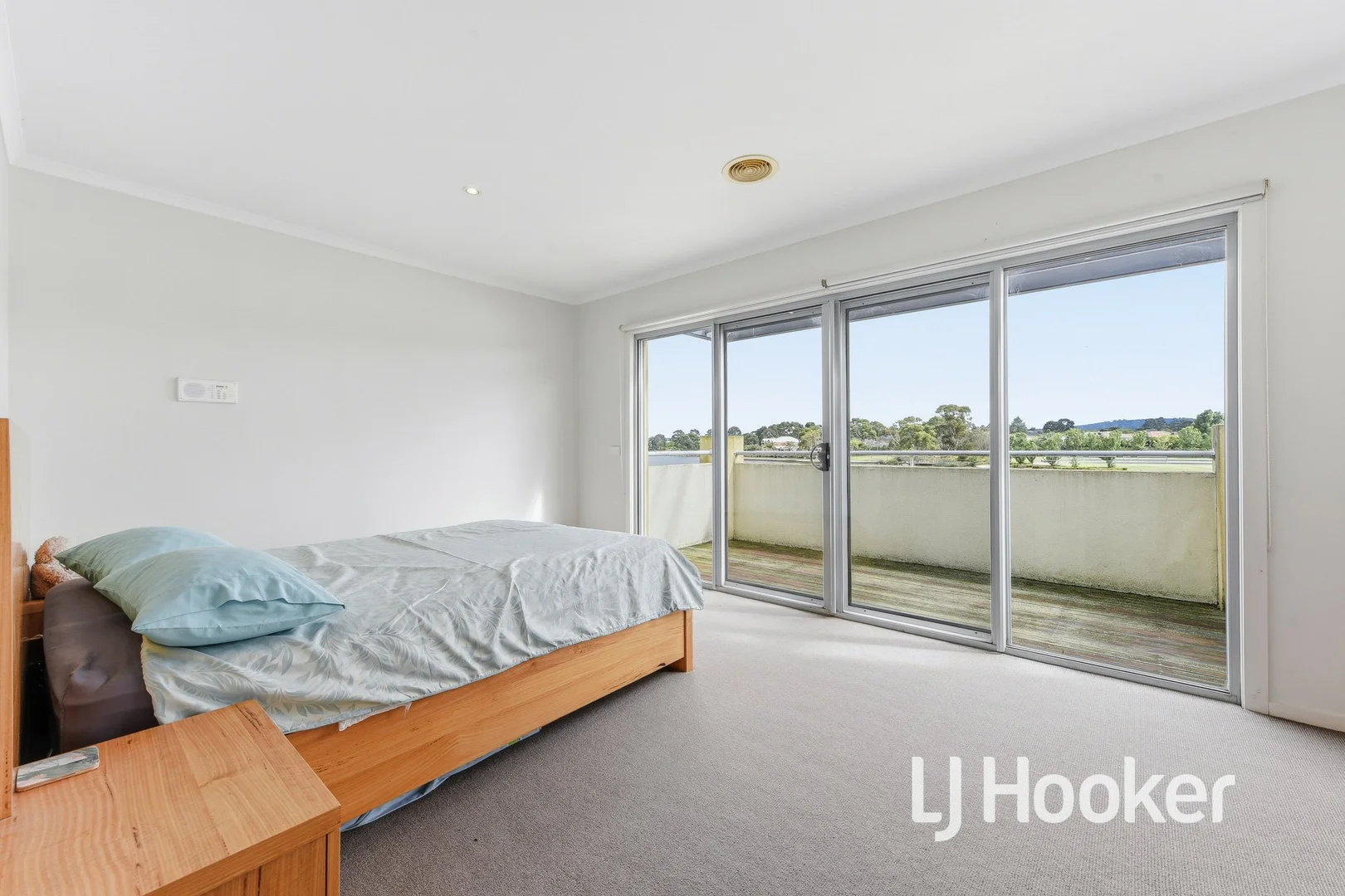 Additional image 6 of 5/2 The Entrance, Pakenham VIC 3810