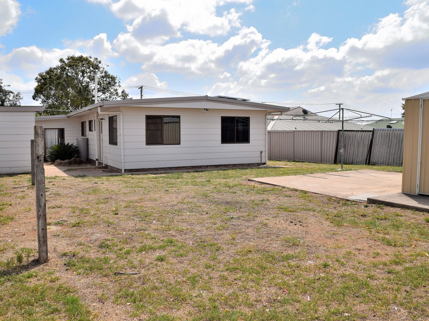 16 O'Brien Street, Warwick QLD 4370 Domain