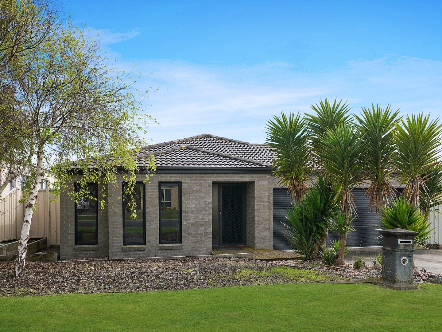 Sold 24 Coastal Court Portland VIC 3305 on 08 Feb 2023 2018127600