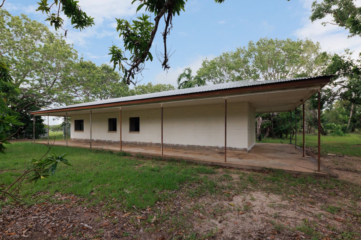 3 bedrooms House in 300 Hillier Road HOWARD SPRINGS NT, 0835
