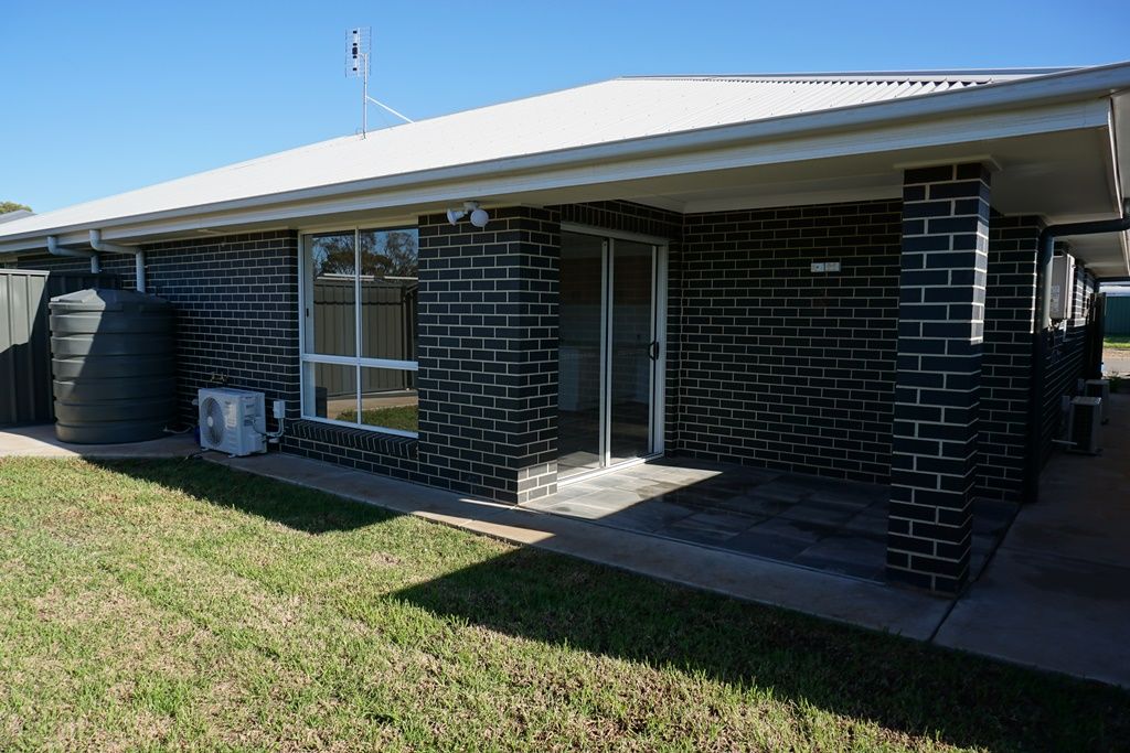 34-38 Lady Mary Drive, West Wyalong NSW 2671, Image 2